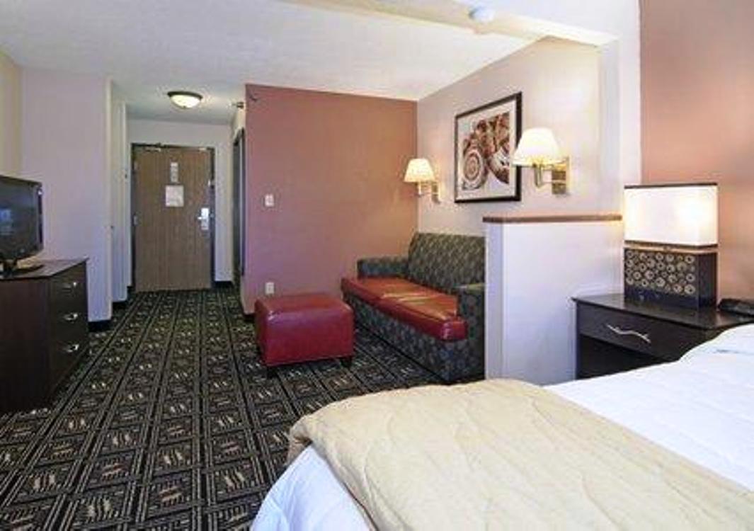 Quality Inn & Suites Манкейто Экстерьер фото